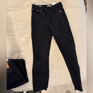 Black Levi’s Wedgie jeans / size 24